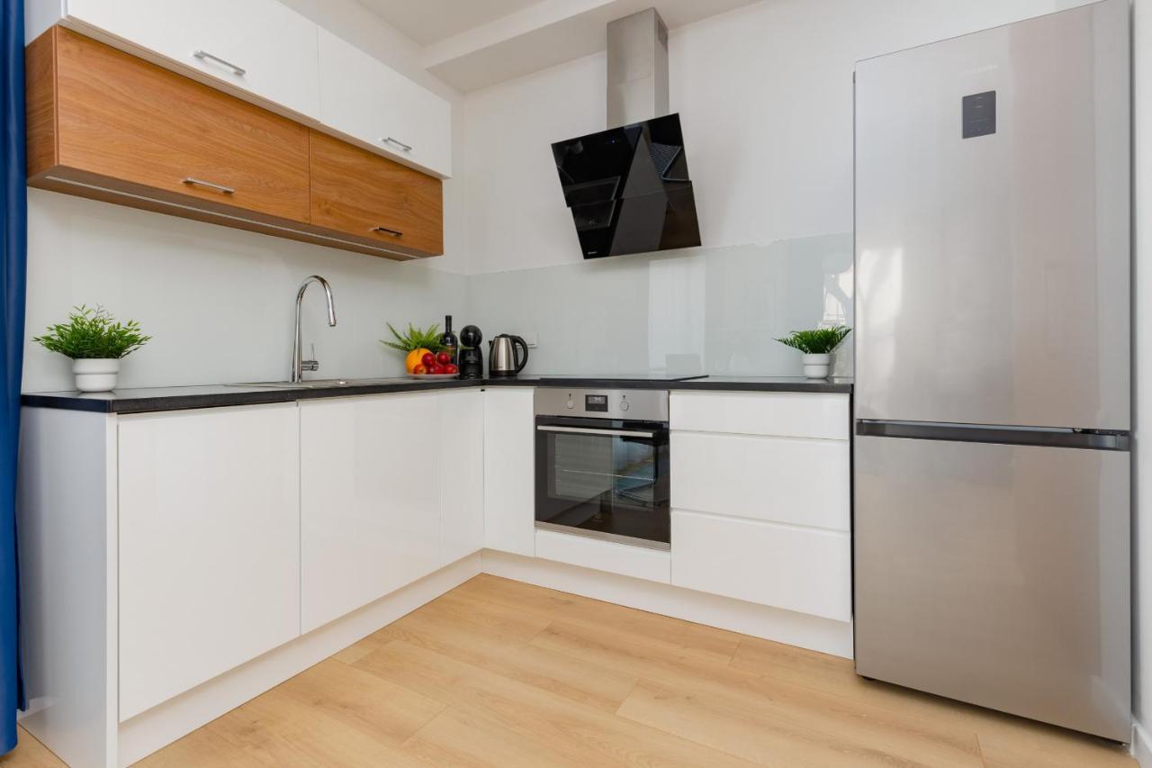 Warszawa Srodmiescie Bonifraterska Apartments By Noclegi Renters מראה חיצוני תמונה