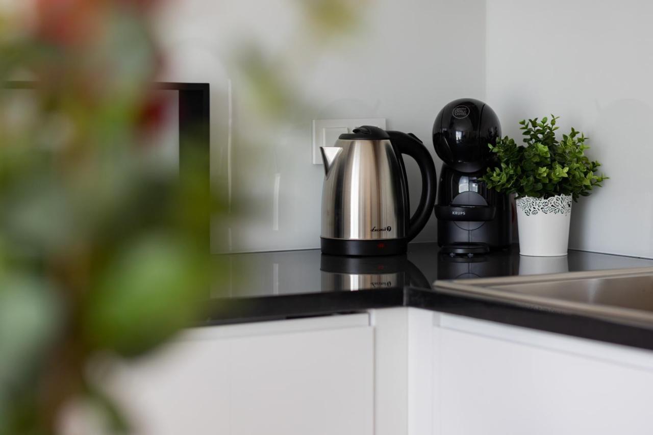 Warszawa Srodmiescie Bonifraterska Apartments By Noclegi Renters מראה חיצוני תמונה