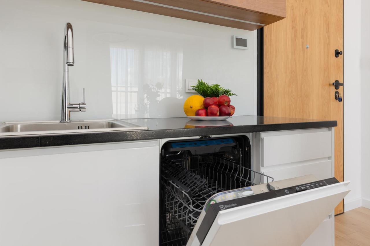 Warszawa Srodmiescie Bonifraterska Apartments By Noclegi Renters מראה חיצוני תמונה